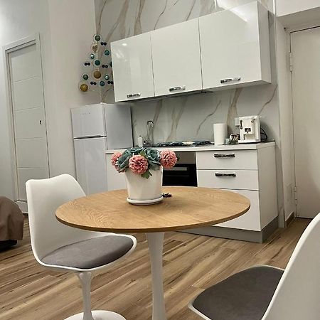 Guest House Napul'E 나폴리 외부 사진